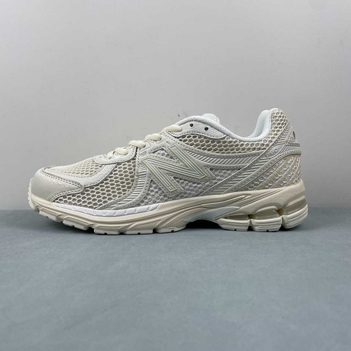 R  New Balance NB860  ML860AH2  36-45